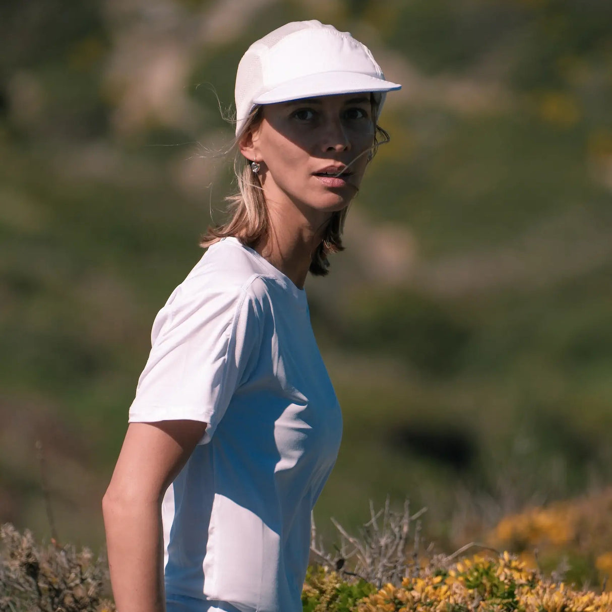 Casquette blanche rafraîchissante sport