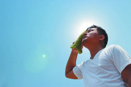 Hyperthermie : symptômes, causes et différence avec la fièvre