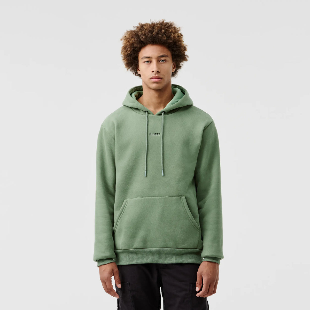 Hoodie sport chauffant porté homme